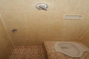 Double Room | Bathroom | Shower, towels - Hotel O Angel Guest House (Kosambi)
