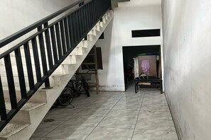 Lobby - SPOT ON 93957 Henny Kost (Jakarta)