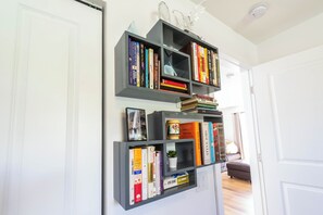 Interior - Cozy 2BD Near Ft. Myers Beach (Ft. Myers)