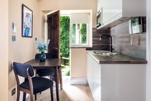 Design Apartment | Private kitchenette