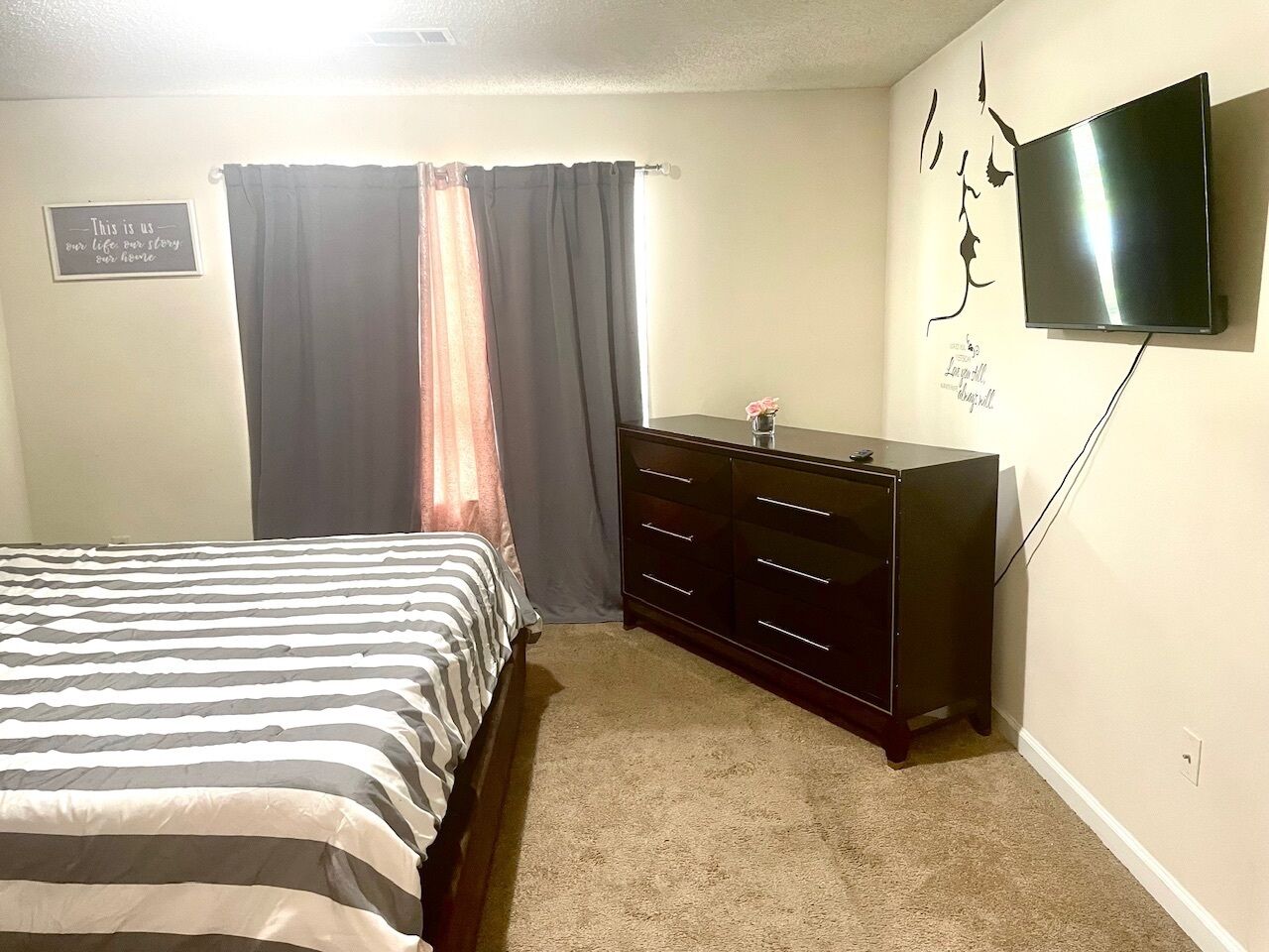 3 dormitorios, tabla de planchar con plancha, wifi y ropa de cama