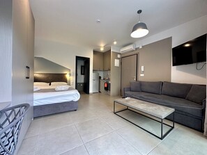 1 dormitorio, tabla de planchar con plancha, wifi gratis y ropa de cama