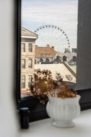 Luxury Apartment | City view -  Maison Place Jacques-Cartier by Luxury In Transit (Montreal)