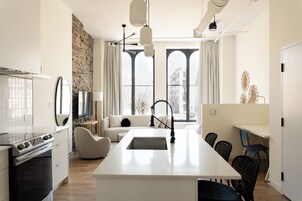 1 habitación, ropa de cama de alta calidad, wifi gratis y ropa de cama 