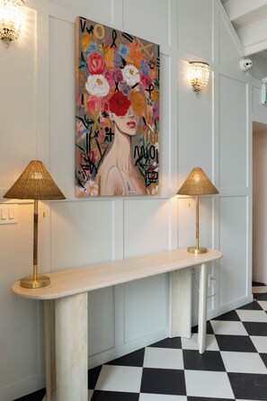 Lobby - Maison Place Jacques-Cartier by Luxury In Transit (Montreal)