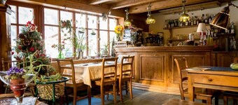 Hotel Lyshaus di Gressoney Saint Jean