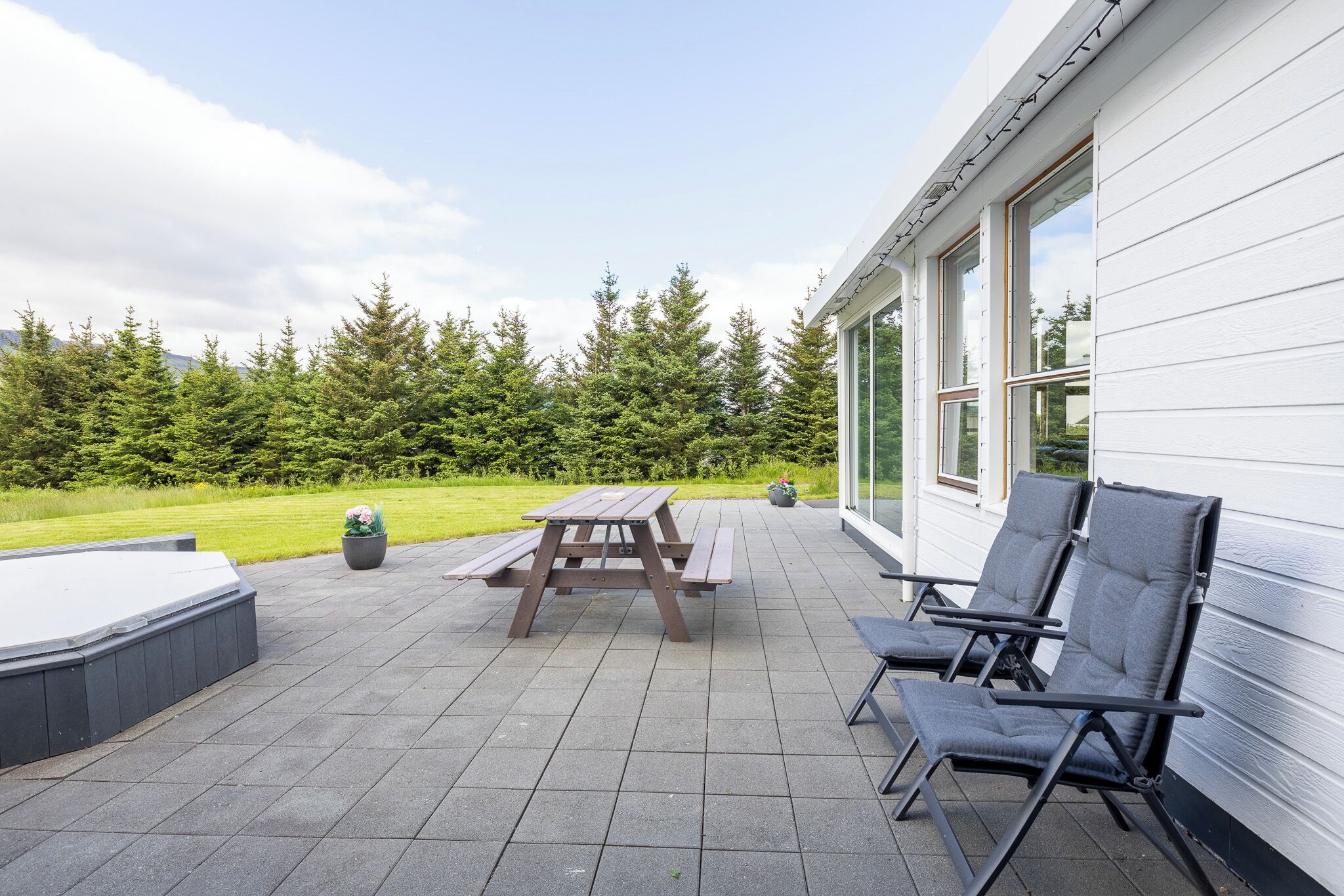 Nhà Cao cấp | Hiên