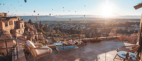 Panoramic Room, Valley View | Teres/patio