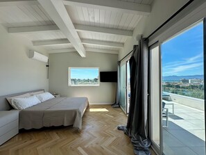 1 Schlafzimmer, BĂŒgeleisen/BĂŒgelbrett, kostenloses WLAN, BettwĂ€sche