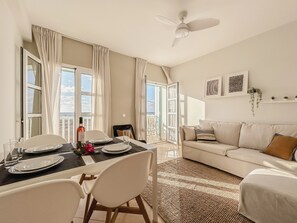 Appartamento Comfort, 2 camere da letto, non fumatori, fronte oceano | Area soggiorno