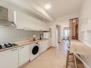 Comfort Apartment, 2 Bedrooms, Non Smoking, Oceanfront | Bathroom