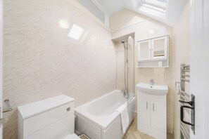 Hair dryer, towels, soap, toilet paper - Newly Refurbished Cottage Sleeps 4  (Kirkbymoorside)