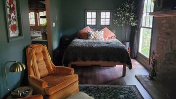 1 makuuhuone, työpöytä, Wi-Fi, vuodevaatteet