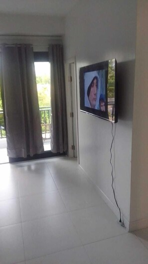 Apartment | Interior - 2bed Apartment - Pool, Garden, Parking (Kingston)