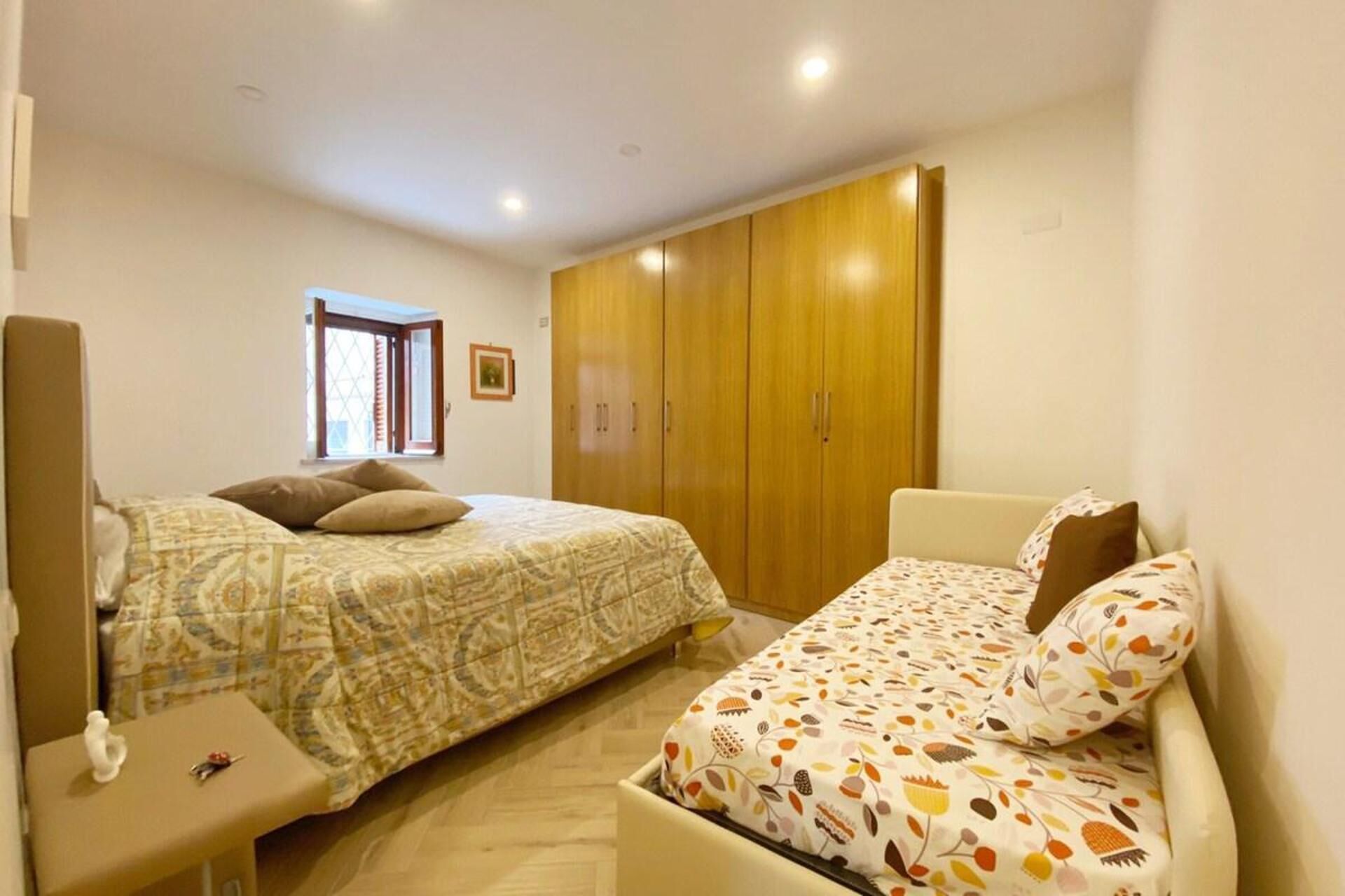 Casa | 1 dormitorio, tabla de planchar con plancha, wifi gratis y ropa de cama