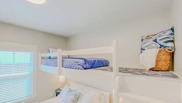 2 slaapkamers, een strijkplank/strijkijzer, wifi, beddengoed