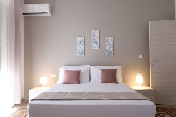 Appartement de base | 1 chambre, fer et planche à repasser, accès au Wi-Fi (inclus)