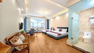 Comfort Triple Room | Blackout curtains, free WiFi, wheelchair access