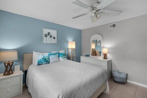 Lägenhet - 1 queensize-säng med bäddsoffa (Villas on the Gulf unit G7) | 1 sovrum och wi-fi