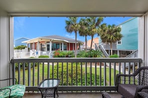 Apartment, 1 Queen-Bett und Schlafsofa (Villas on the Gulf unit G7) | Unterkunftsgelände