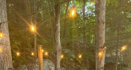 ** Lake Muskoka Cottage - 5 min from the beautiful town of Bala Ontario **