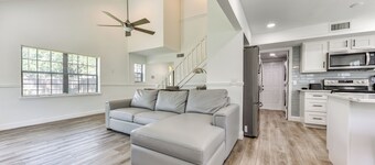 Walk to Trout River Pier: Modern Home w/ Yard