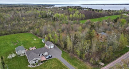 Shediac Cape, 7 miles from Parlee Beach.
15 minutes from Moncton
