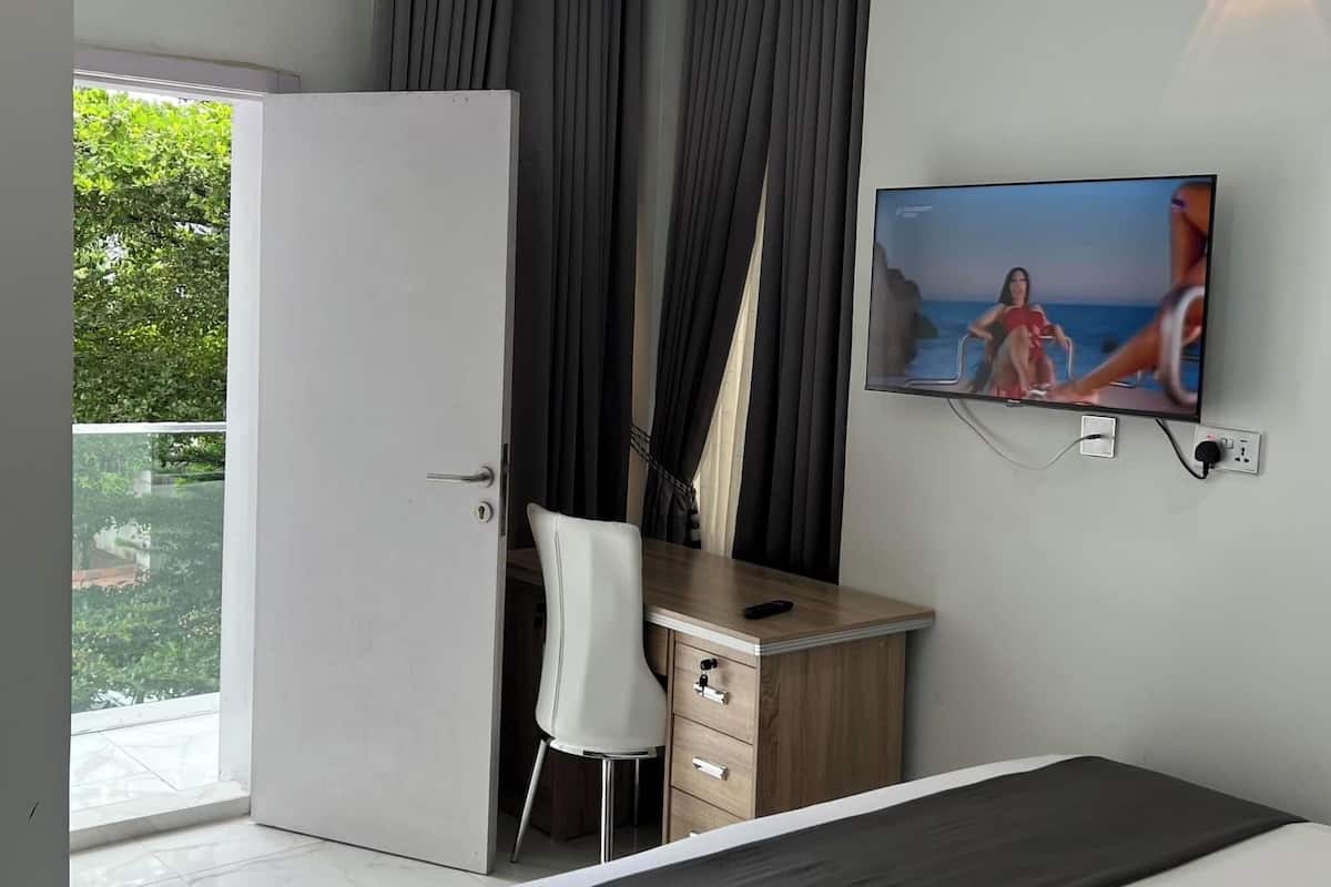 Deluxe Single Room