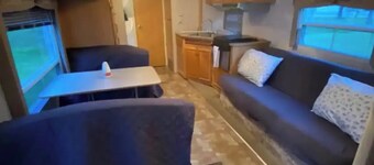 Countryside Camper between Capac & Imlay City!