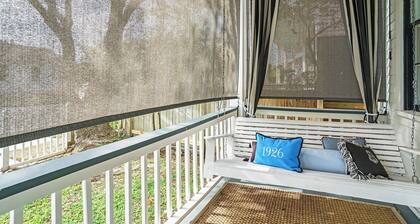 Updated Historic Home Walk to Beach- Pet Friendly!