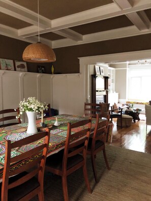 Dining - Designers home in the center of San Francisco. Walk to Golden Gate Park! (San Francisco)