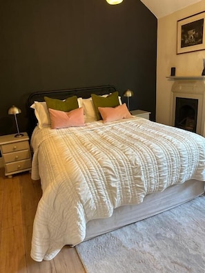 Premium bedding, individually decorated, individually furnished - Coundon Lodge (Coventry)