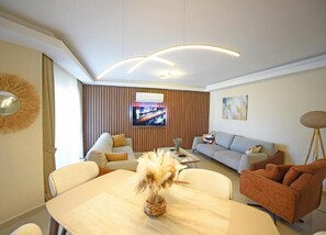 TV - BlueHomes Dublex Aparments A9 (Serik, Antalya)