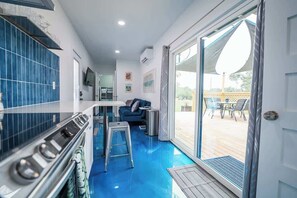 Interior - Contained In Gruene *River* Hot Tub (New Braunfels)