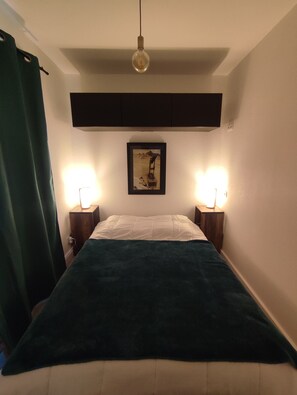 1 habitación y ropa de cama 