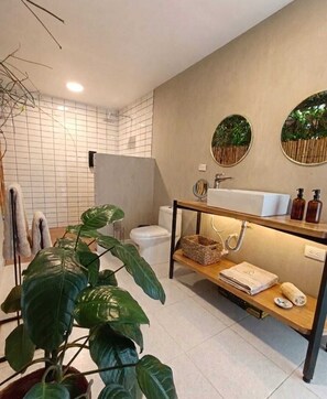 Hair dryer, towels, soap, shampoo