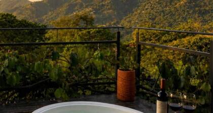 Glamping Ayres.home. Magia Entre las Montañas del eje Cafetero