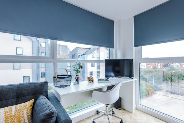 Deluxe Studio