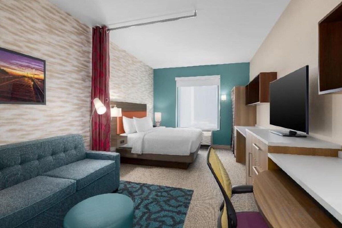 King Studio Suite