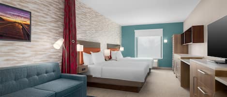 Studiosuite, 2 queensize-senger | Oppholdsområde | En 50-tommers Flatskjerm-TV med Parabol-TV samt Netflix og Hulu