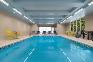Indoor pool - Home2 Suites By Hilton Virginia Beach Princess Anne (Virginia Beach)
