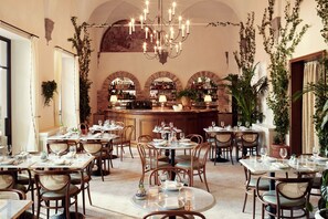 Dining - The Hoxton Florence (Florence)