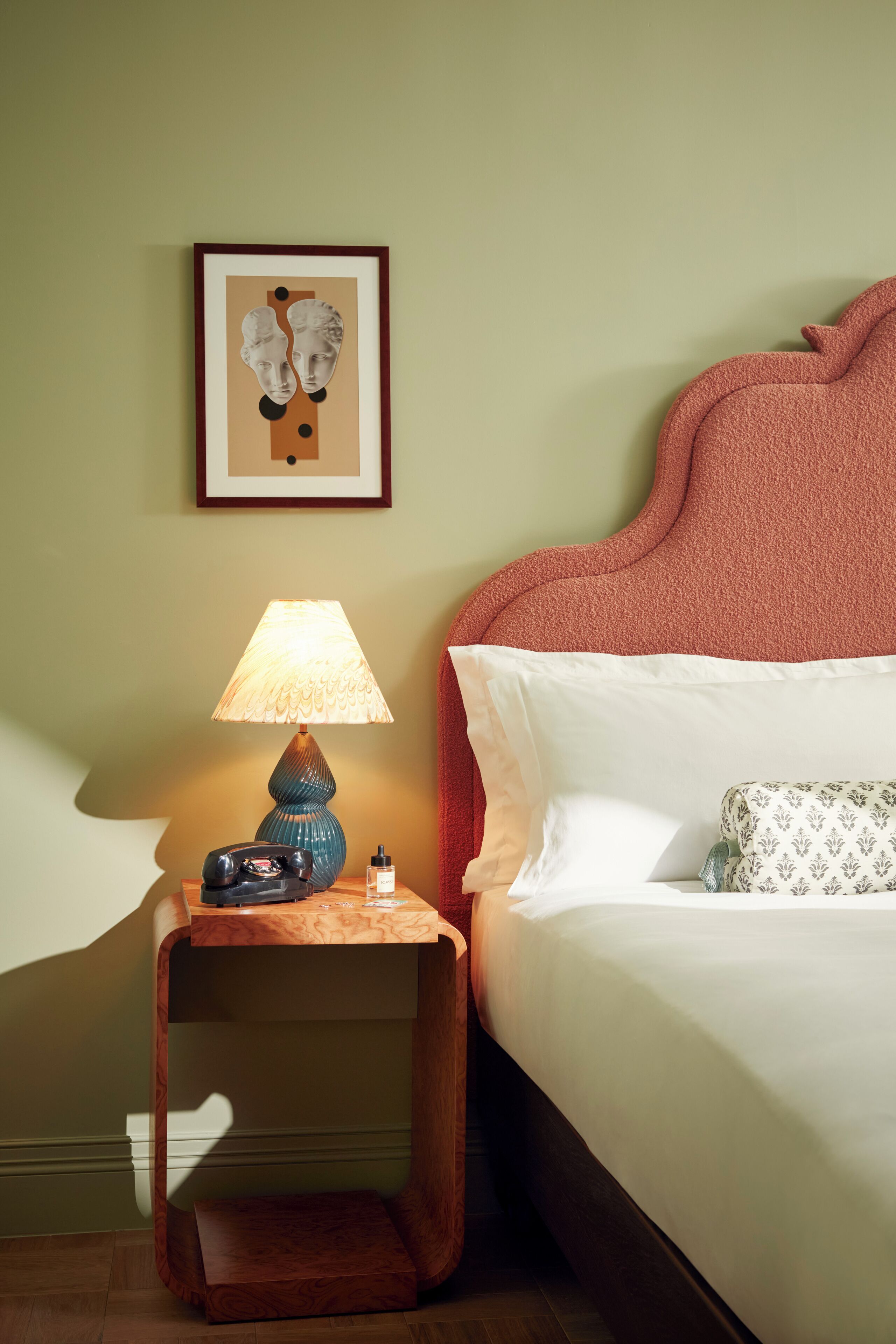 Minibar, in-room safe, iron/ironing board (on request), WiFi (free)