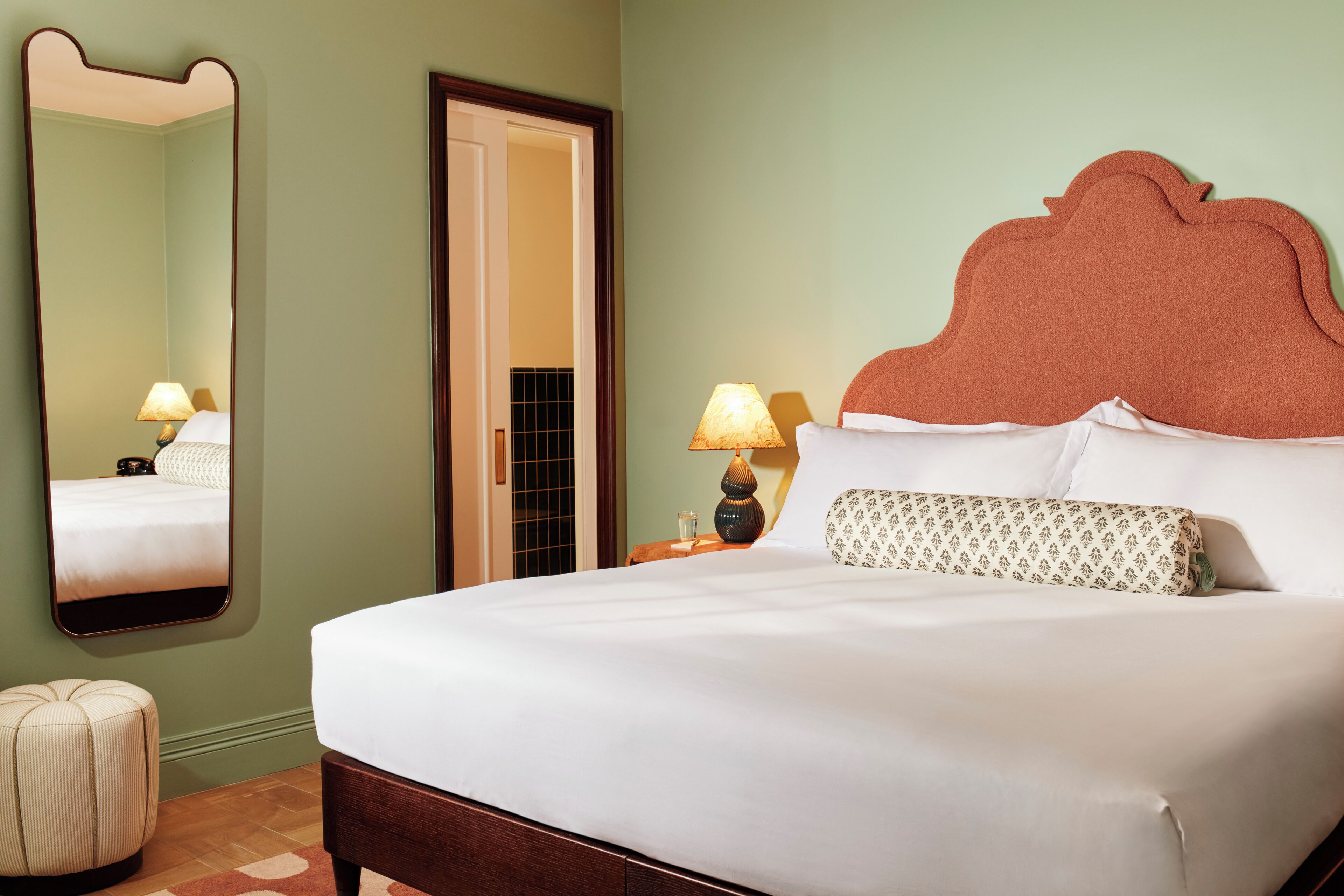 Minibar, in-room safe, iron/ironing board (on request), WiFi (free)