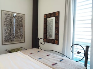 3 quartos, ferros/tábuas de passar roupa, Wi-Fi, roupa de cama
