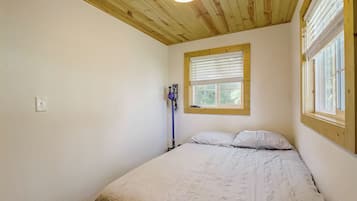 2 habitaciones, cuna de viaje, wifi gratis y ropa de cama