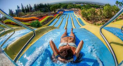 Central & Beachside Apartment in Puerto Real – A/C & WiFi