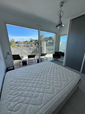 2 soveværelser, strygejern/strygebræt, gratis Wi-Fi