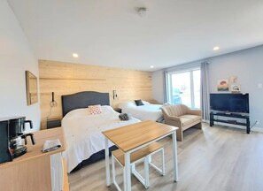 1 多间卧室、熨斗/熨衣板、WiFi、床单