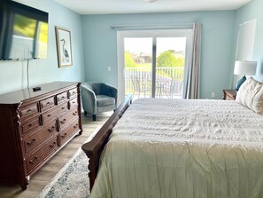 5 chambres, fer et planche à repasser, Wi-Fi, draps fournis